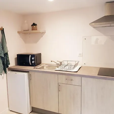 Apartment Cosy Avec Terrasse Privee Et Parking